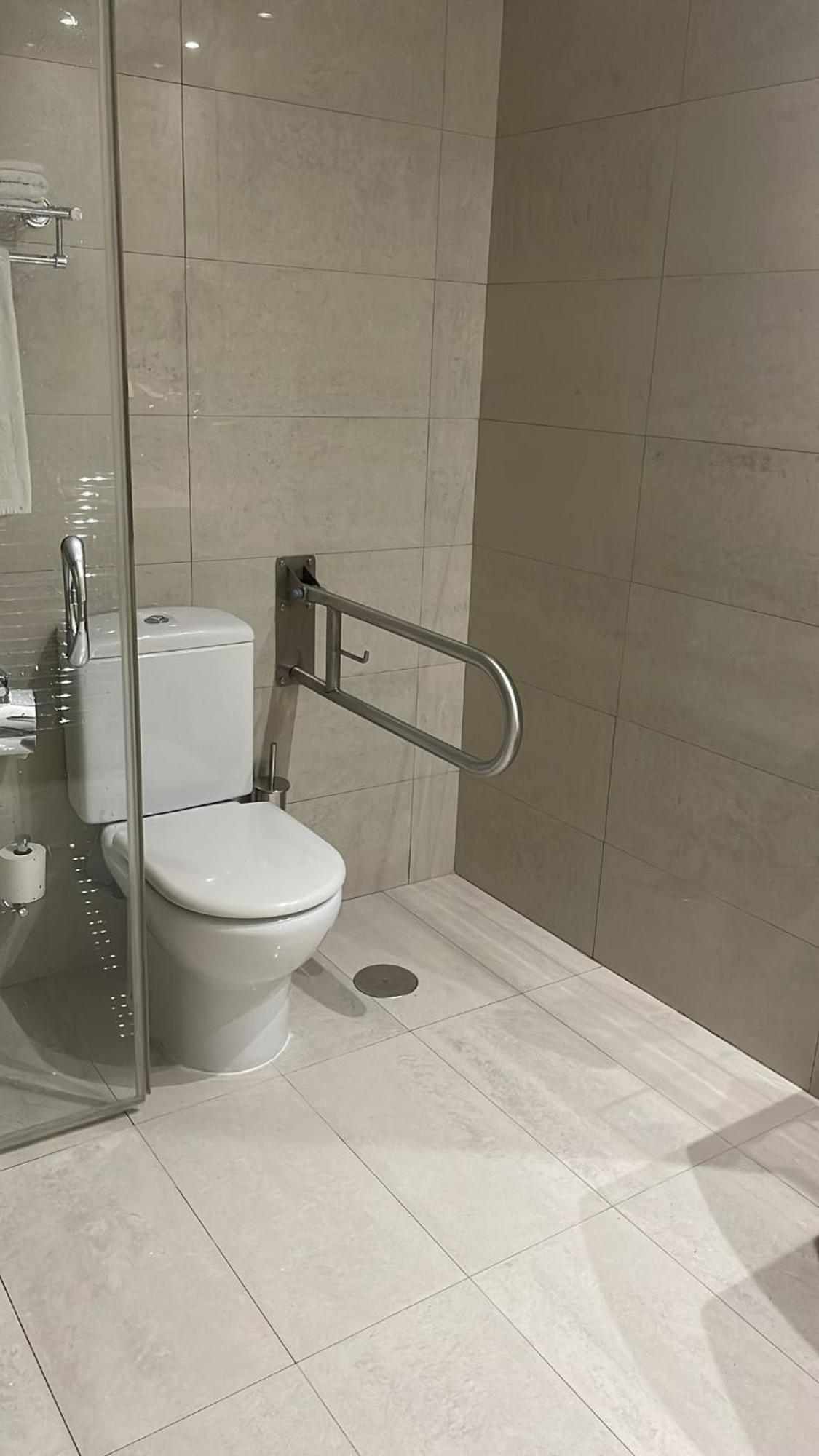 Hotel 4C Puerta Europa Madrid Luaran gambar